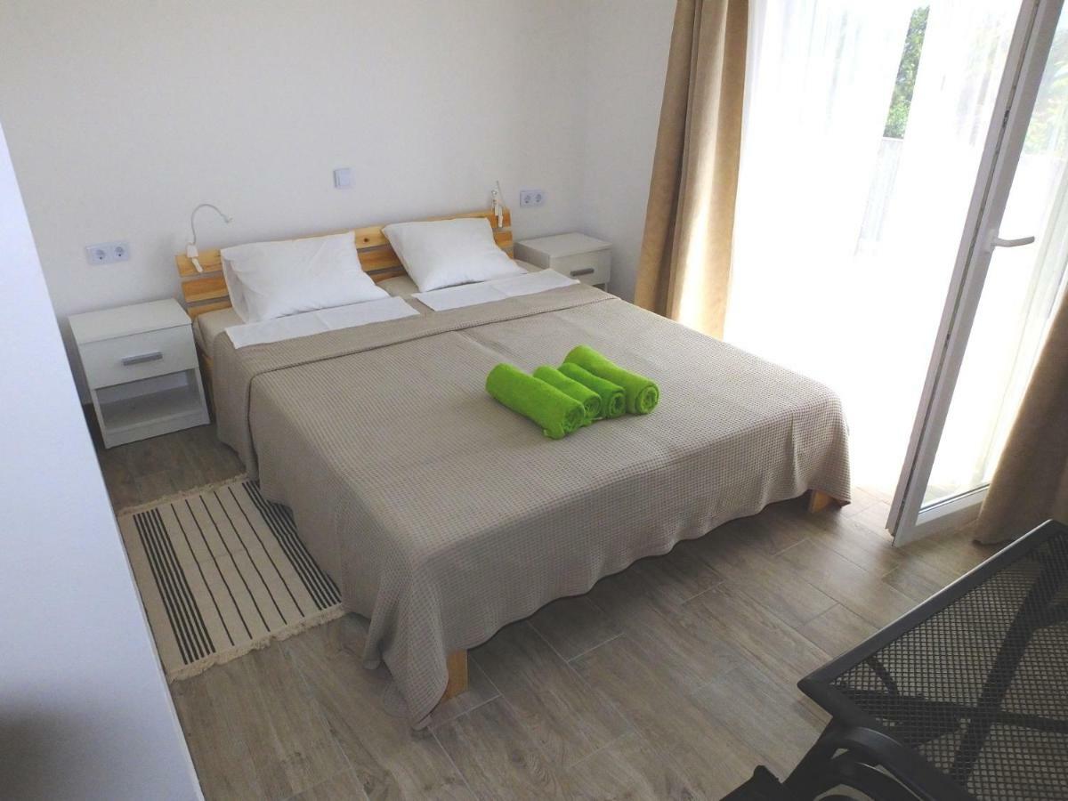 Apartmani Berno 스타리그라드 파클레니차 외부 사진